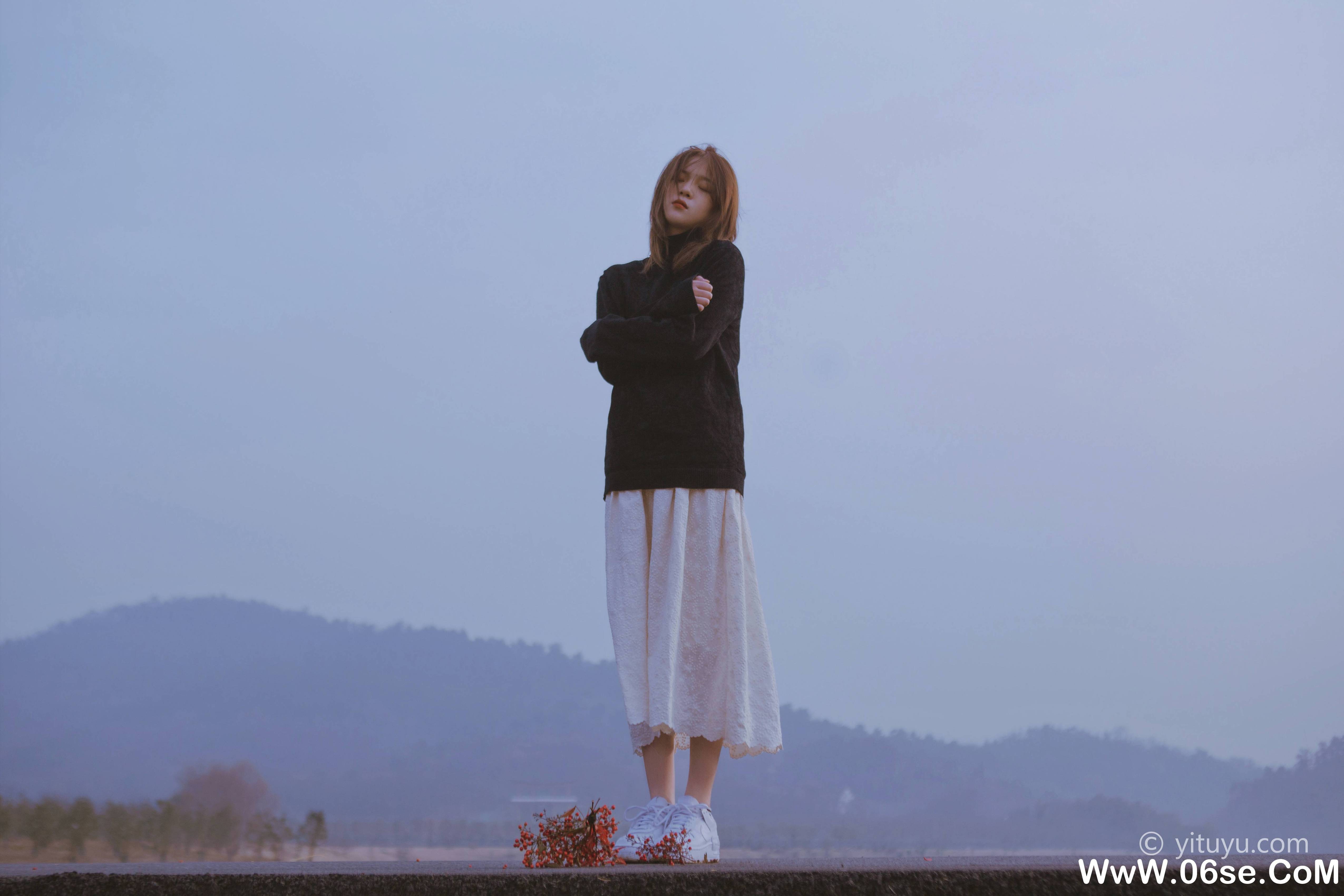 图片[19]-[YITUYU艺图语]2021.03.05 迷雾 风车车呀哈[32+1P／281MB]-六色网