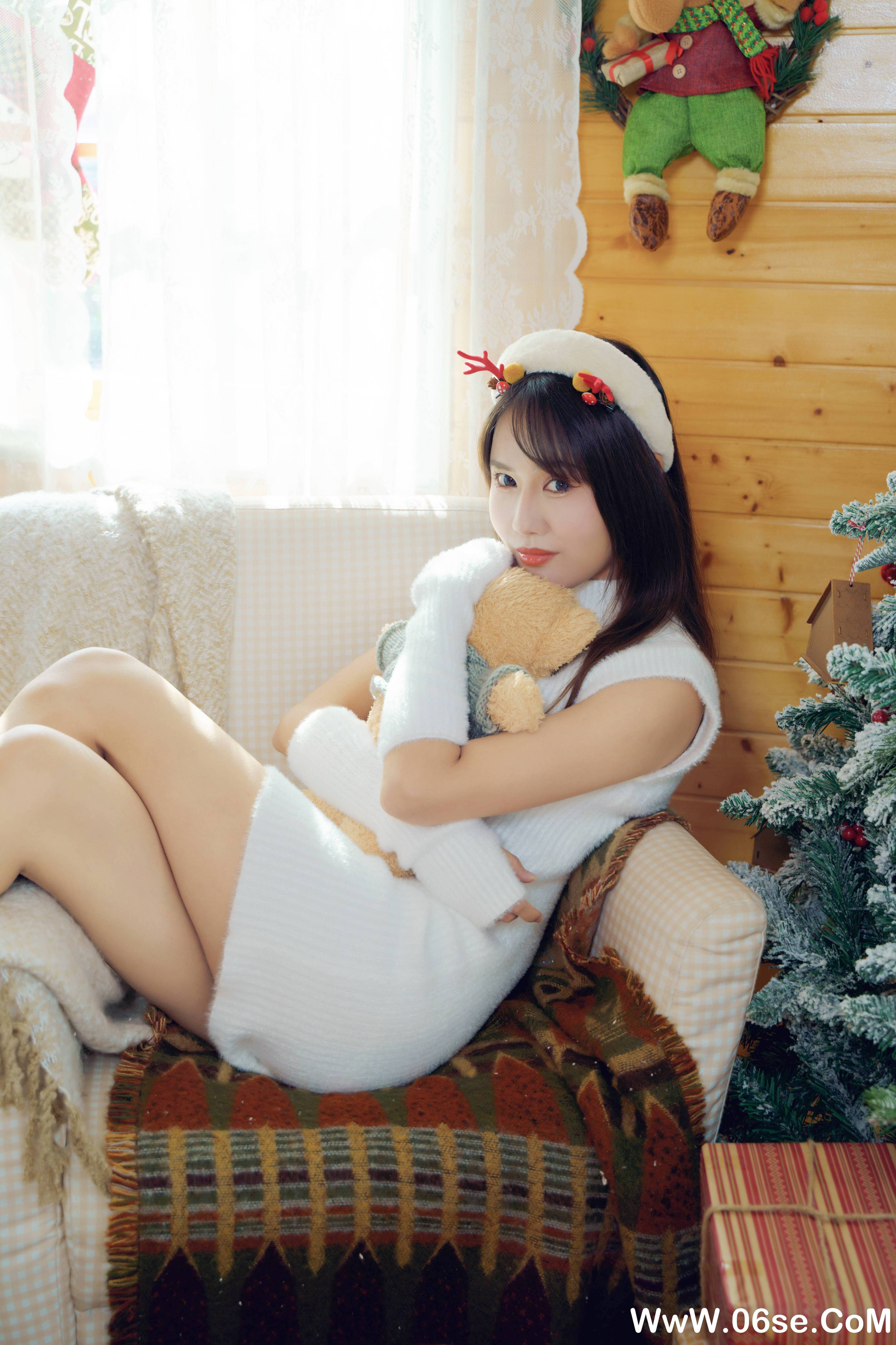 图片[24]-[YITUYU艺图语]2021.12.21 圣诞少女 lin[41+1P／446MB]-六色网