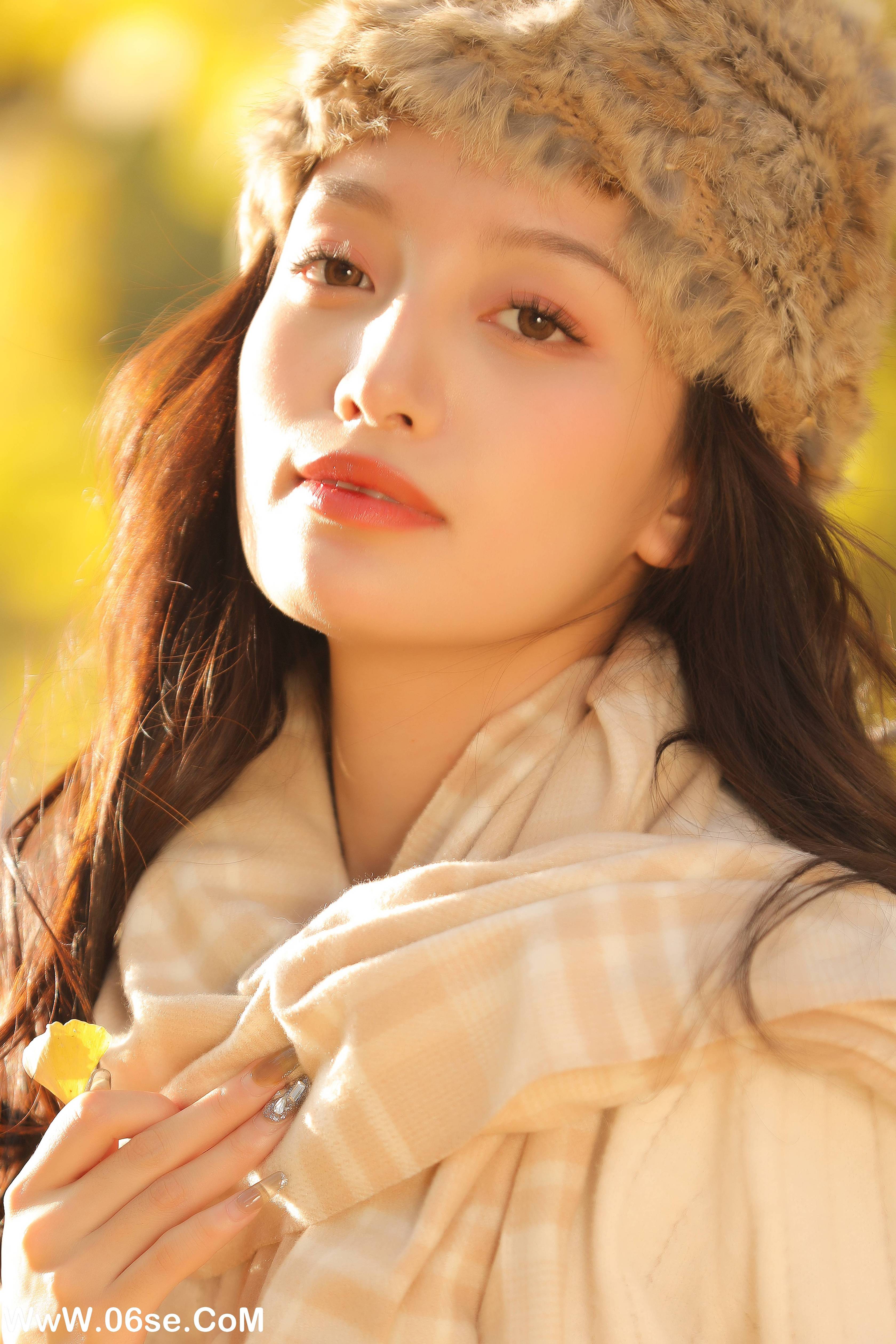 图片[15]-[YITUYU艺图语]2022.12.14 忽然立秋 柠萌婧啊[32+1P／402MB]-六色网