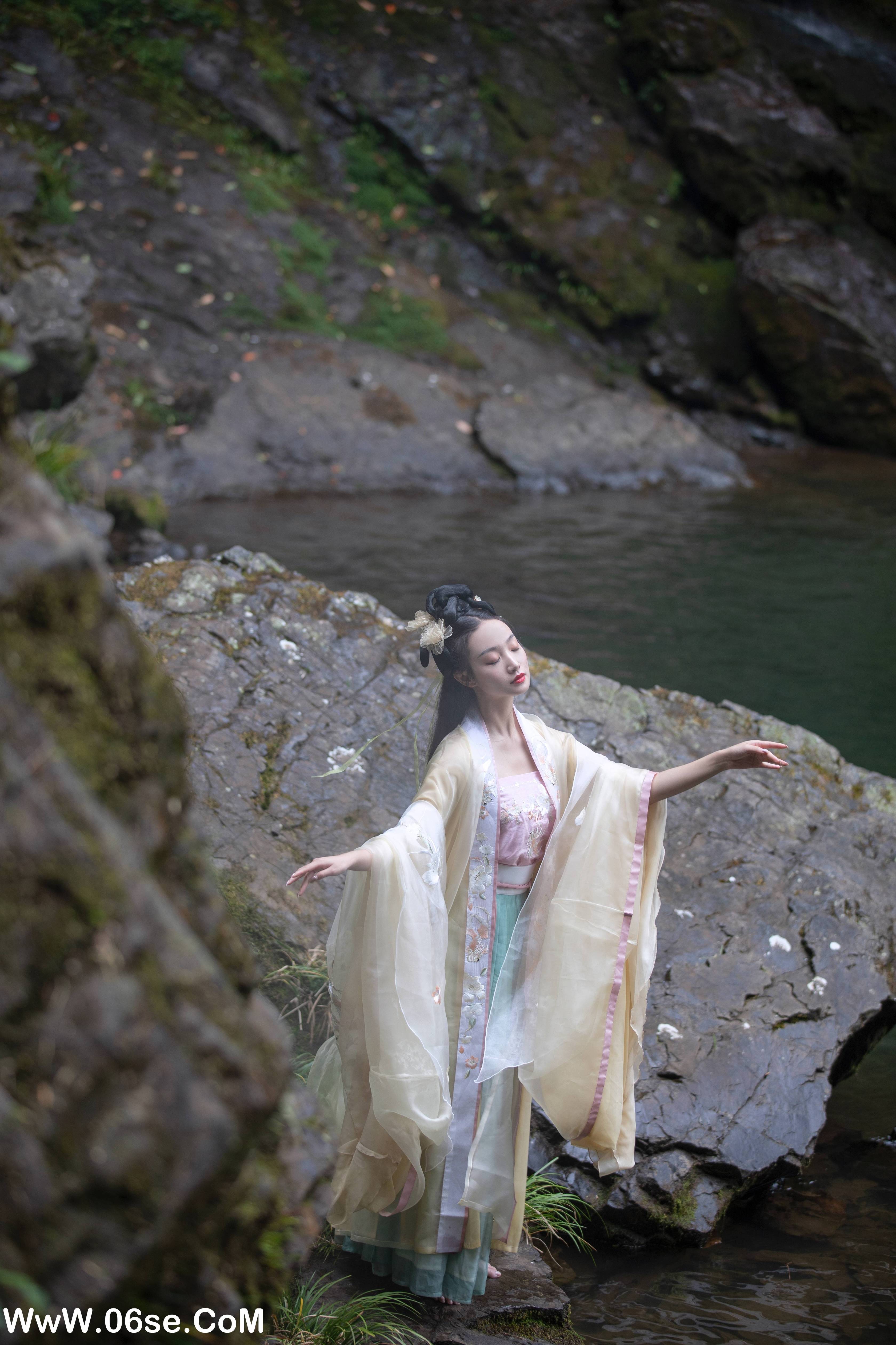 图片[21]-[YITUYU艺图语]2022.09.24 天河 凌子兮[23+1P／419MB]-六色网