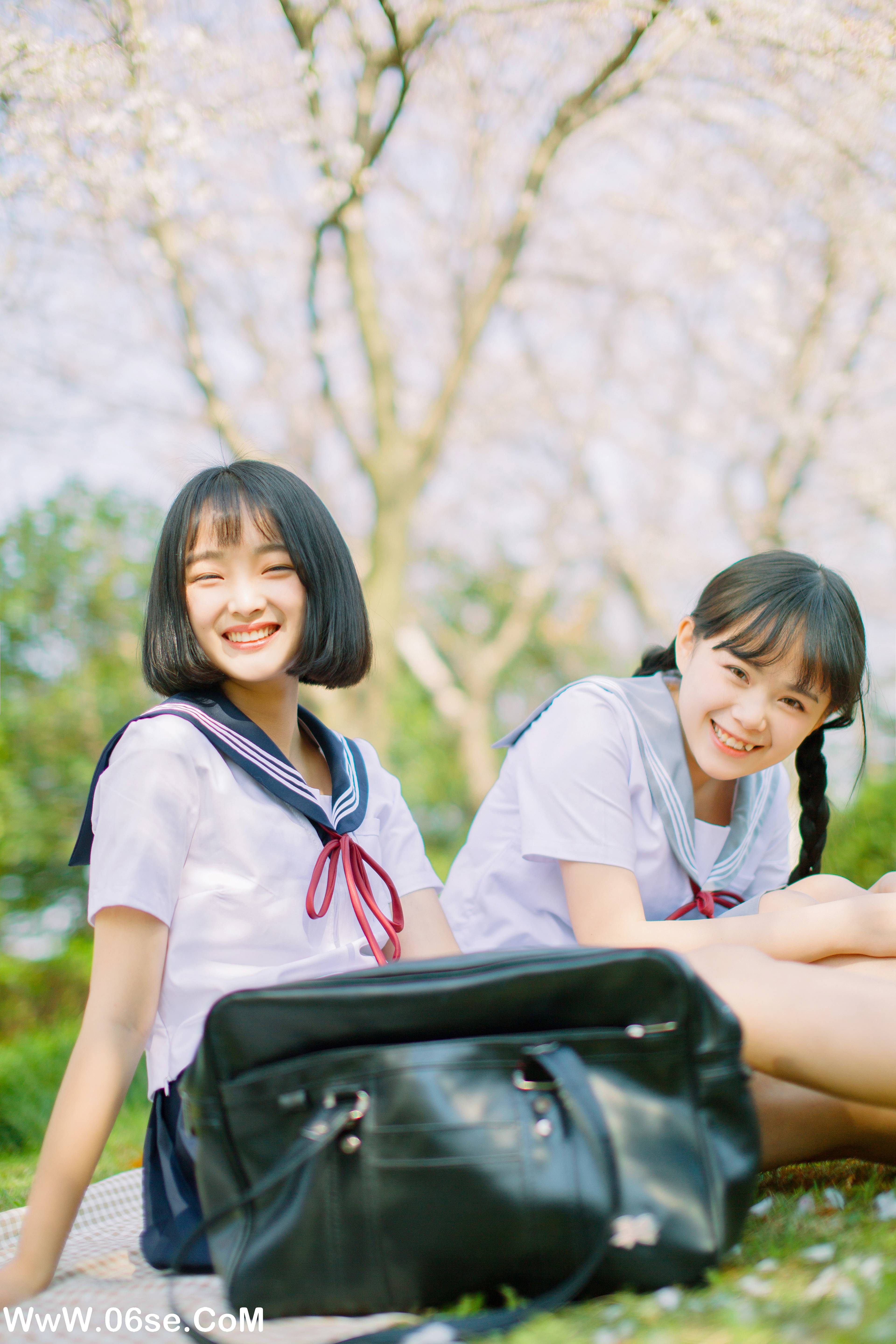 图片[4]-[YITUYU艺图语]2022.10.24 樱花少女 caoie-&聪儿ii[31+1P／353MB]-六色网