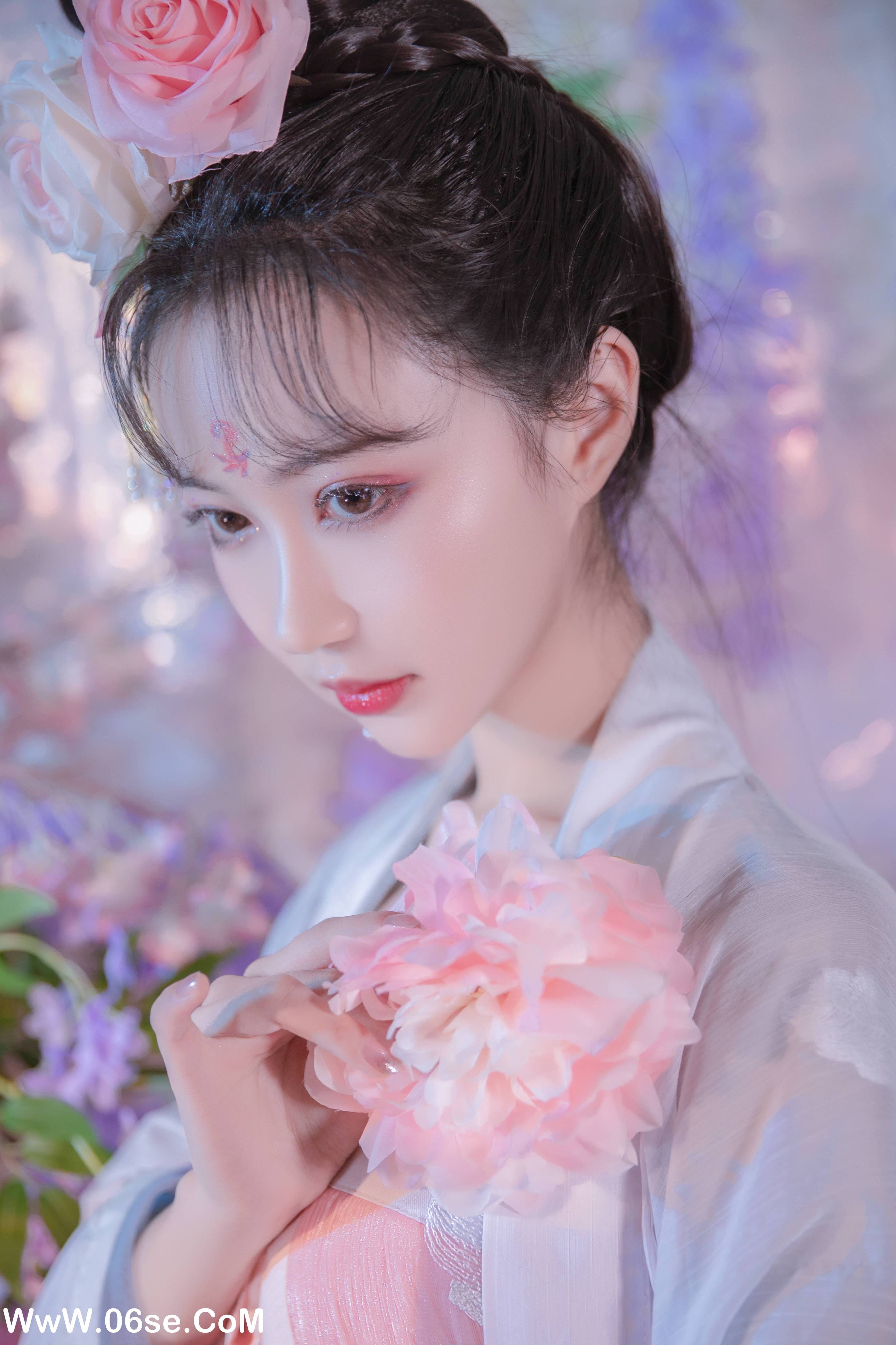 图片[24]-[YITUYU艺图语]2022.11.08 雨霖铃 -绮罗生的小苏苏-[26+1P／392MB]-六色网
