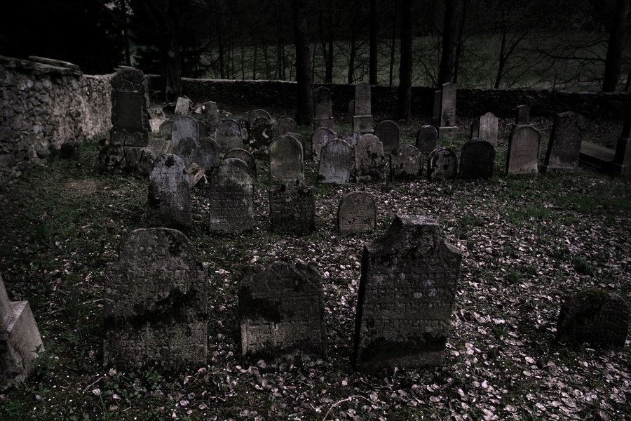 Страшные кладбище картинки