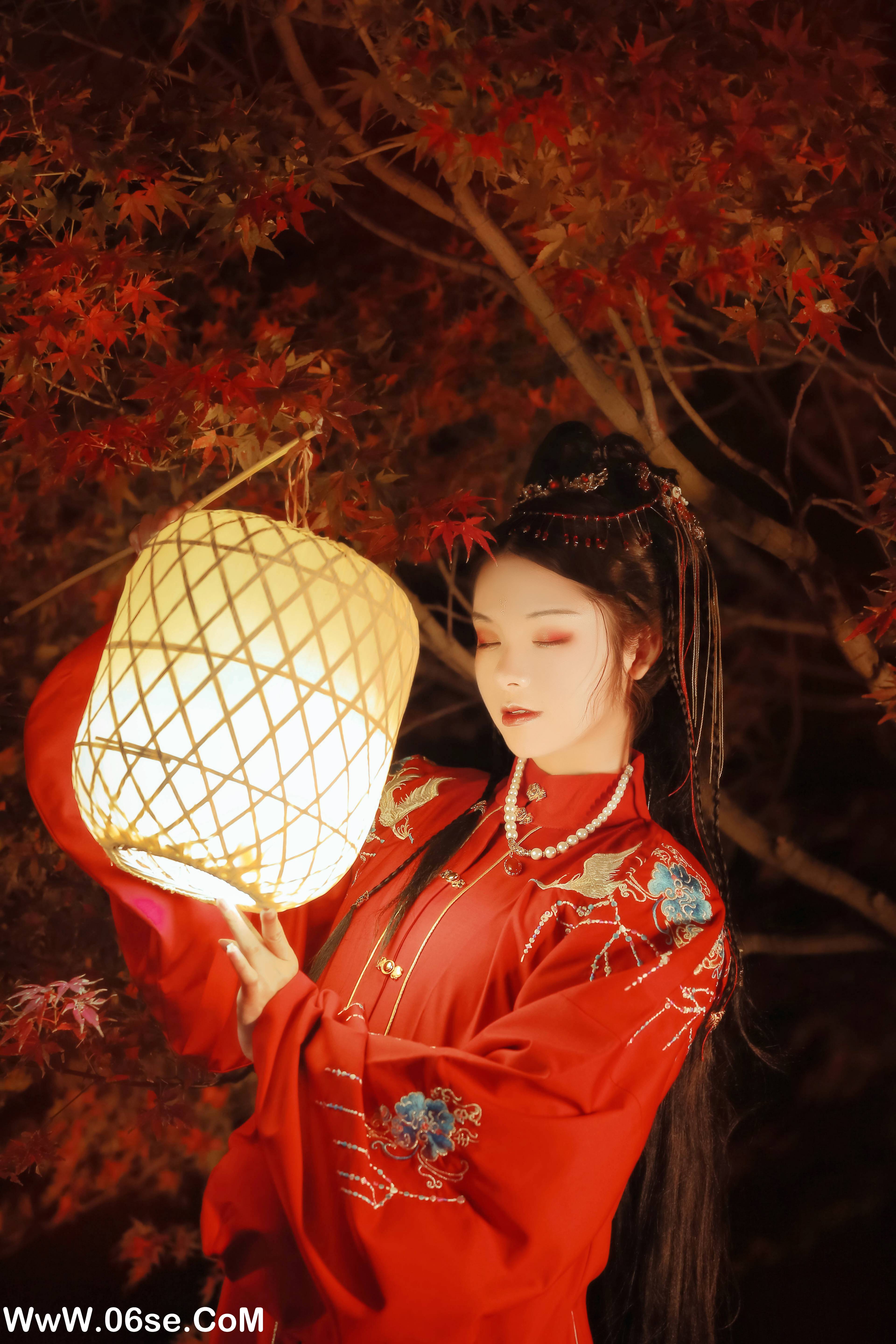 图片[4]-[YITUYU艺图语]2022.11.28 莫将圆相换眉颦 阿里马马掌门人[31+1P／144MB]-六色网