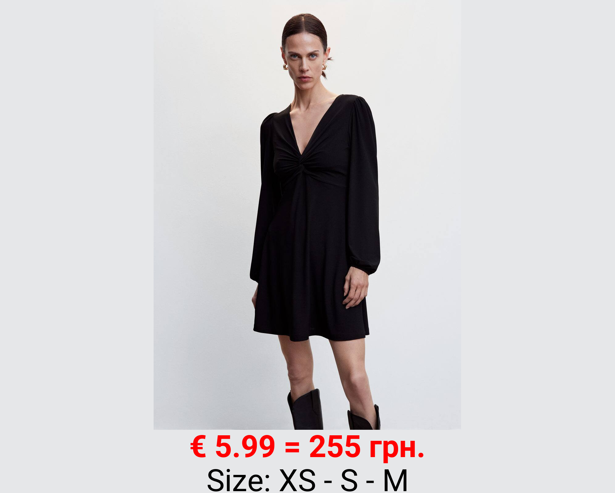 Vestido negro detalle nudo