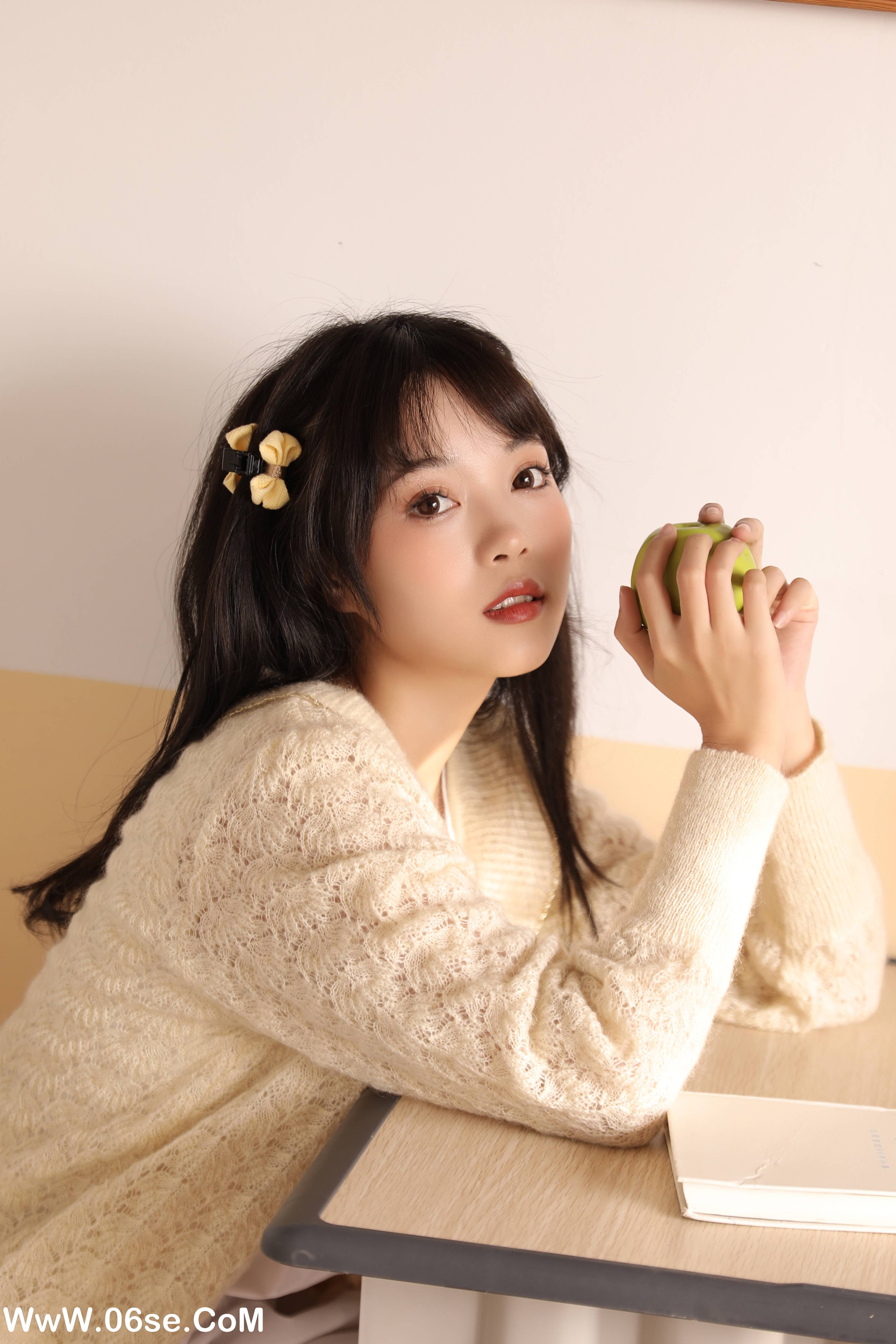图片[16]-[YITUYU艺图语]2022.10.13 扑倒少女心 小薇人儿[38+1P／402MB]-六色网