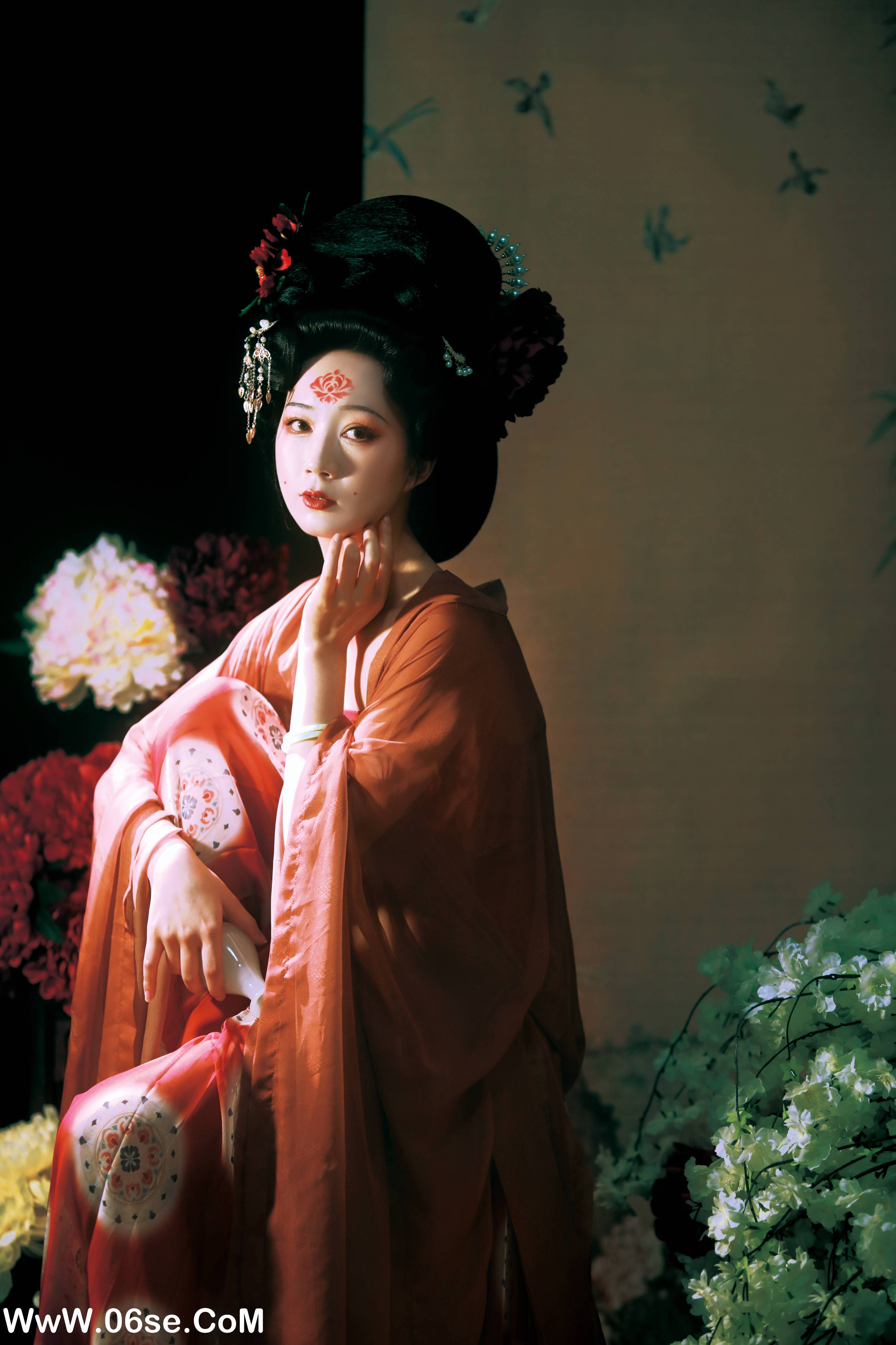 图片[21]-[YITUYU艺图语]2022.08.23 贵妃醉卧牡丹丛 文鱼[20+1P／290MB]-六色网
