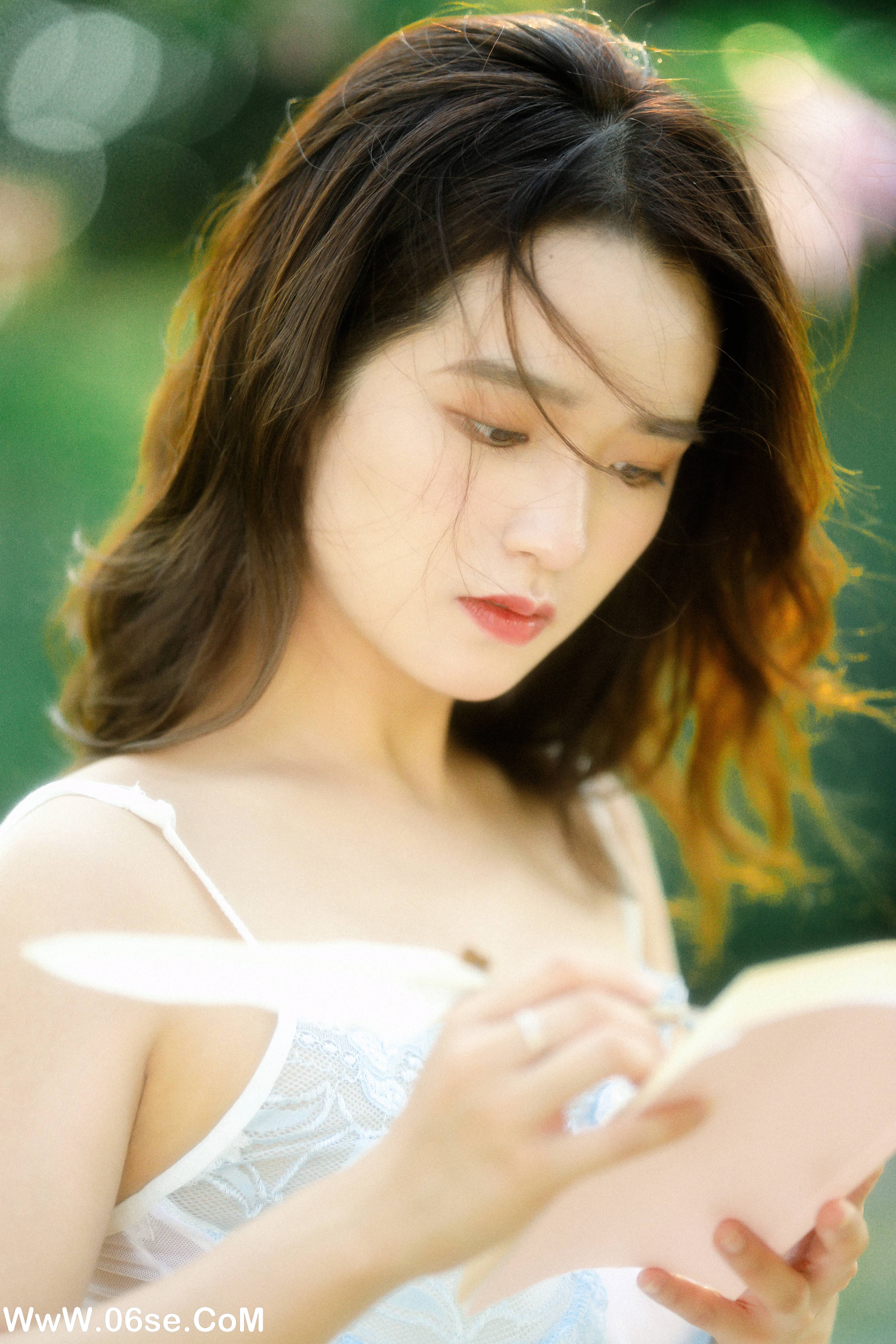 图片[3]-[YITUYU艺图语]2022.05.22 月光女孩 落落[20P-103.37 MB]-六色网