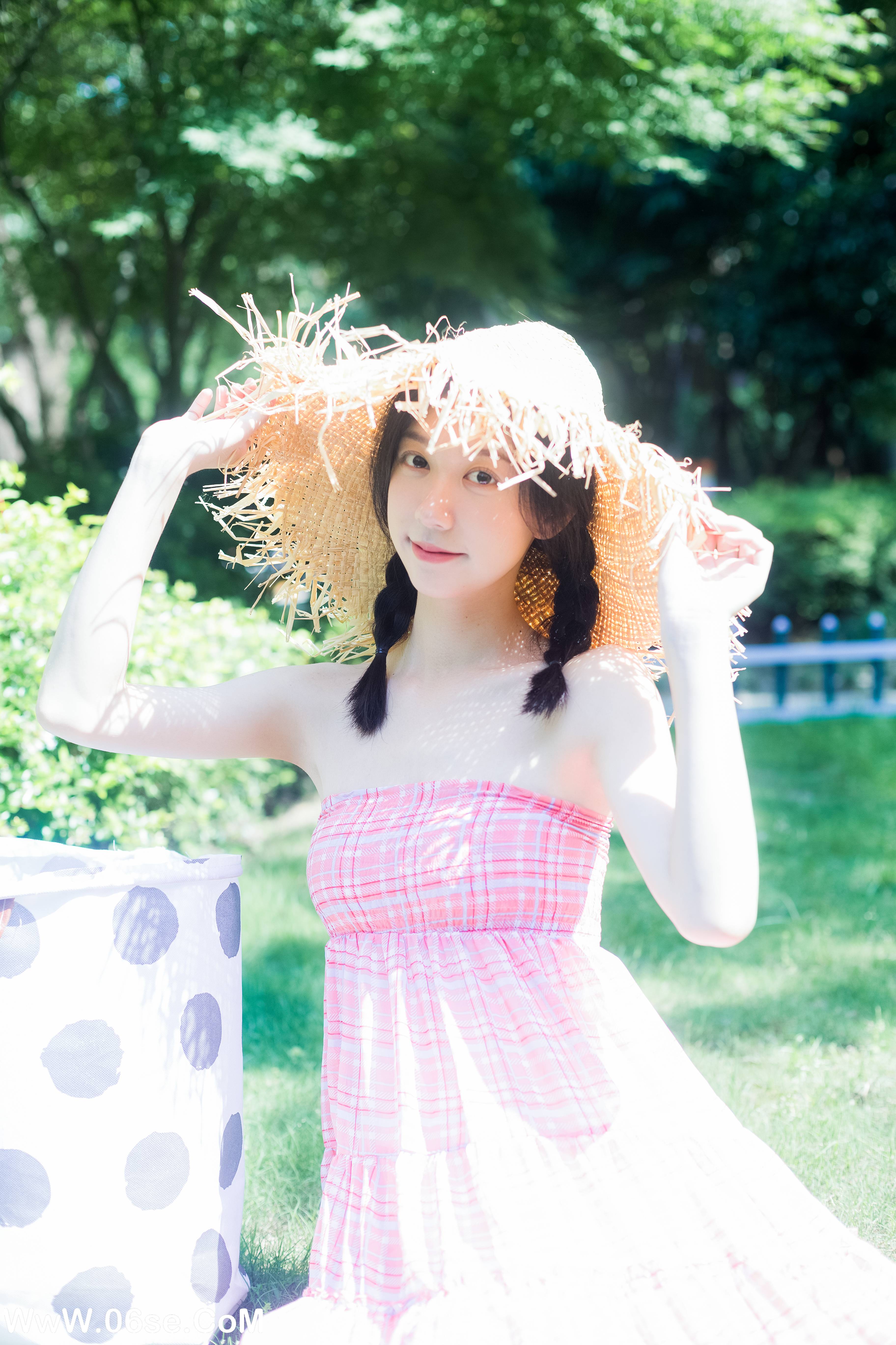 图片[38]-[YITUYU艺图语]2022.07.19 今日天气晴 饲猫少女-[41+1P／433MB]-六色网