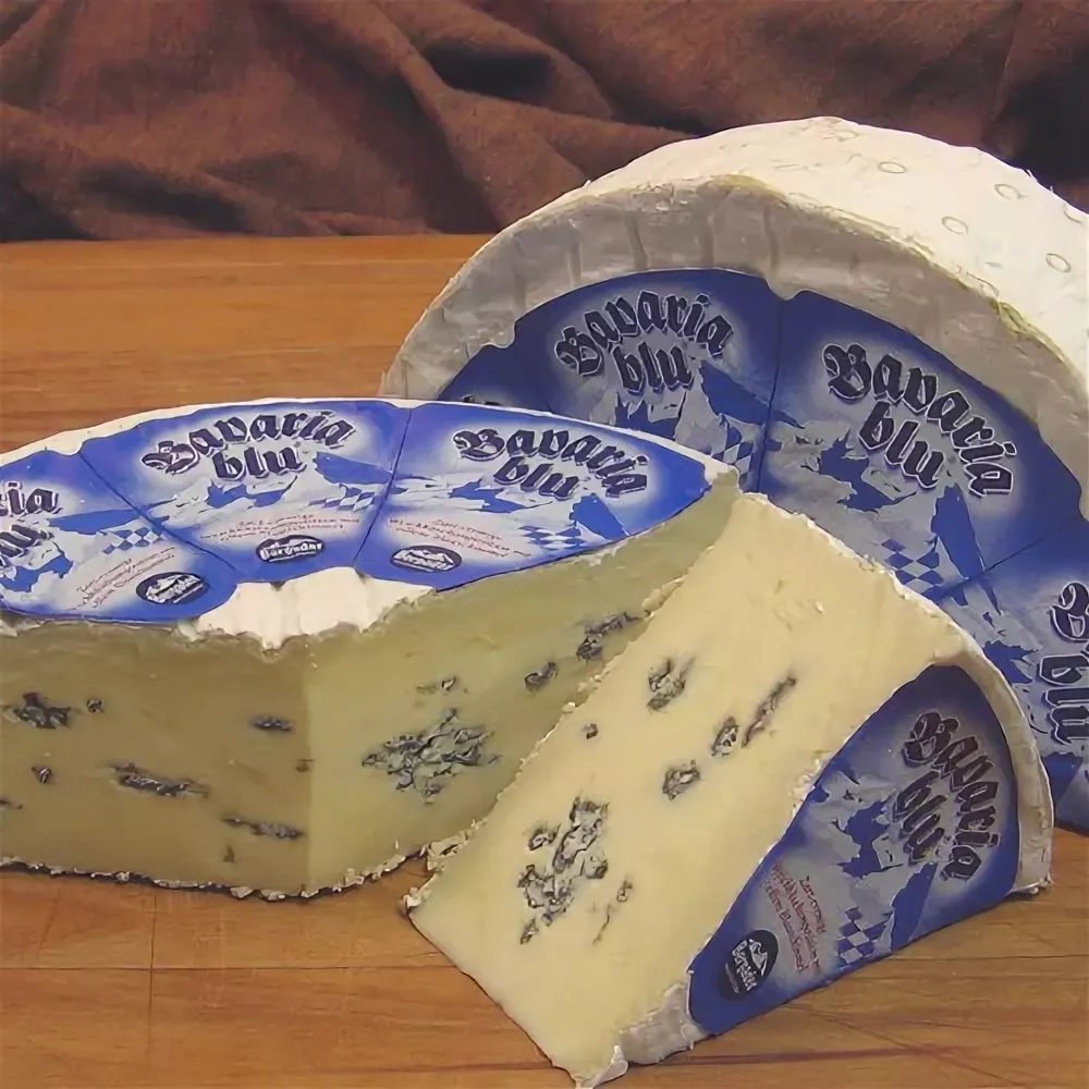 Сыр с голубой плесенью. Бавария Блю сыр. Баварский голубой сыр. Сыр Бавария с плесенью Бавария Блю. Сыр Бавария Блю производитель.