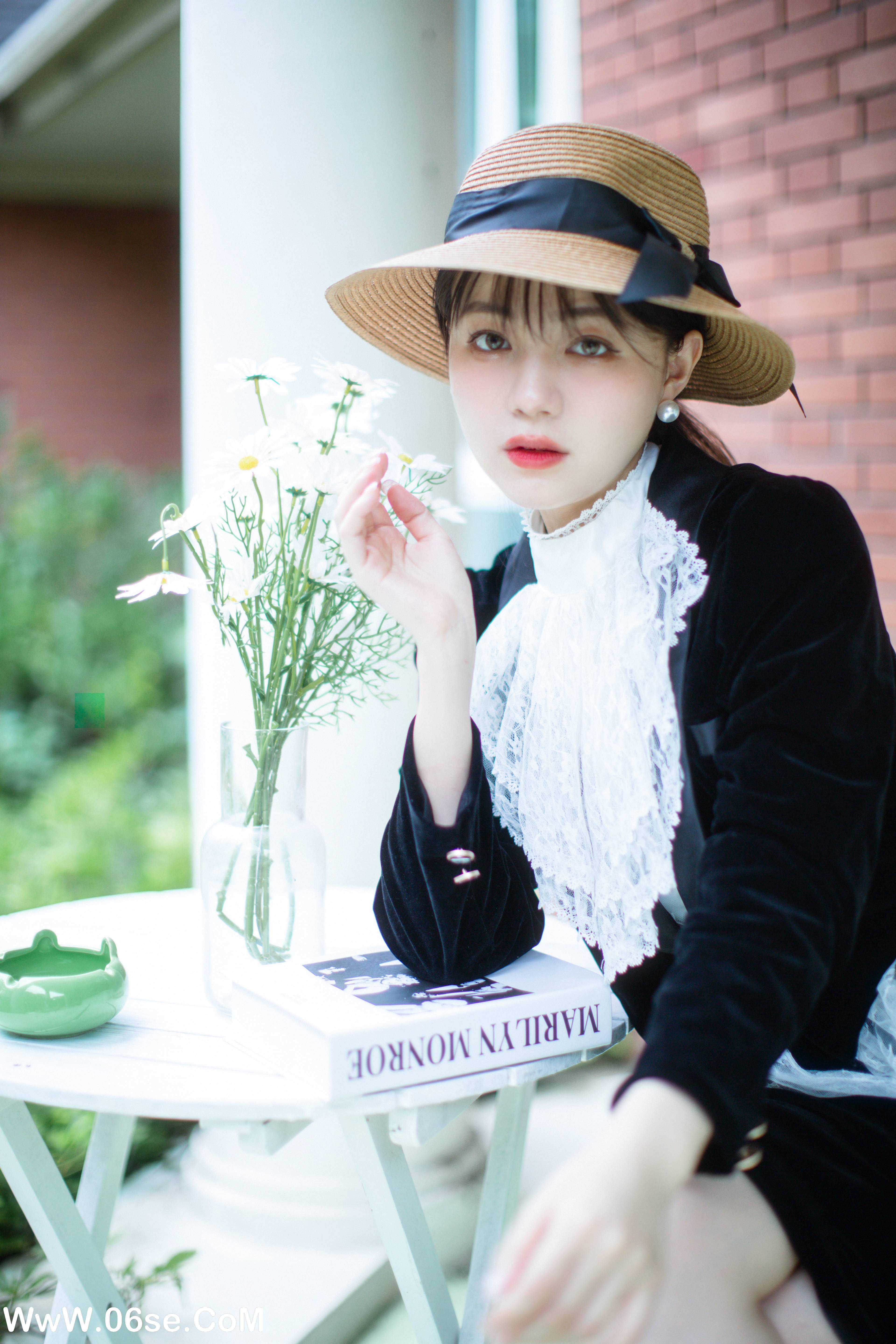 图片[22]-[YITUYU艺图语]2022.07.15 夏日花园 夏芸是只小考拉[25+1P／226MB]-六色网