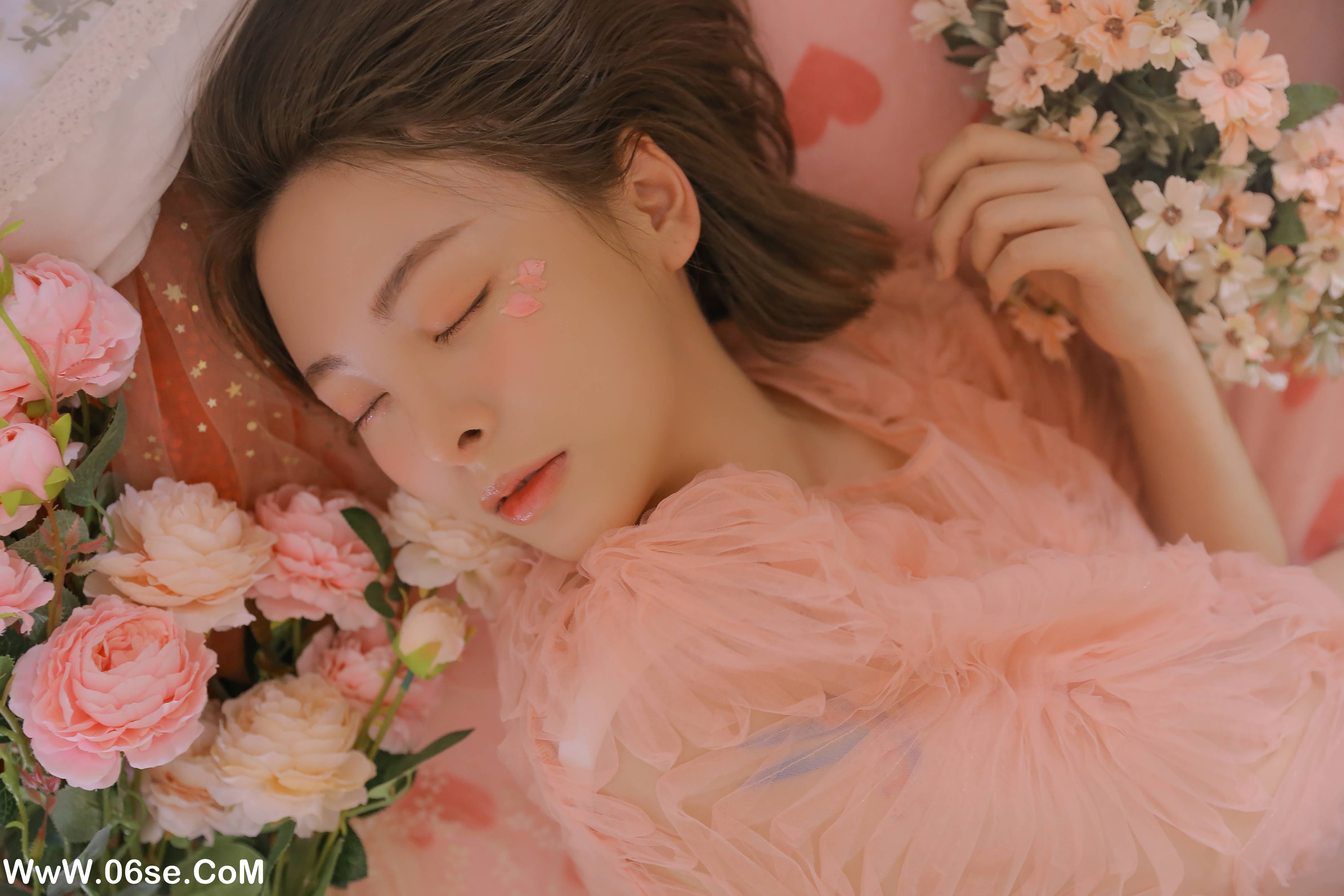 图片[7]-[YITUYU艺图语]2022.08.04 屈服温柔 Mia[26+1P／105MB]-六色网