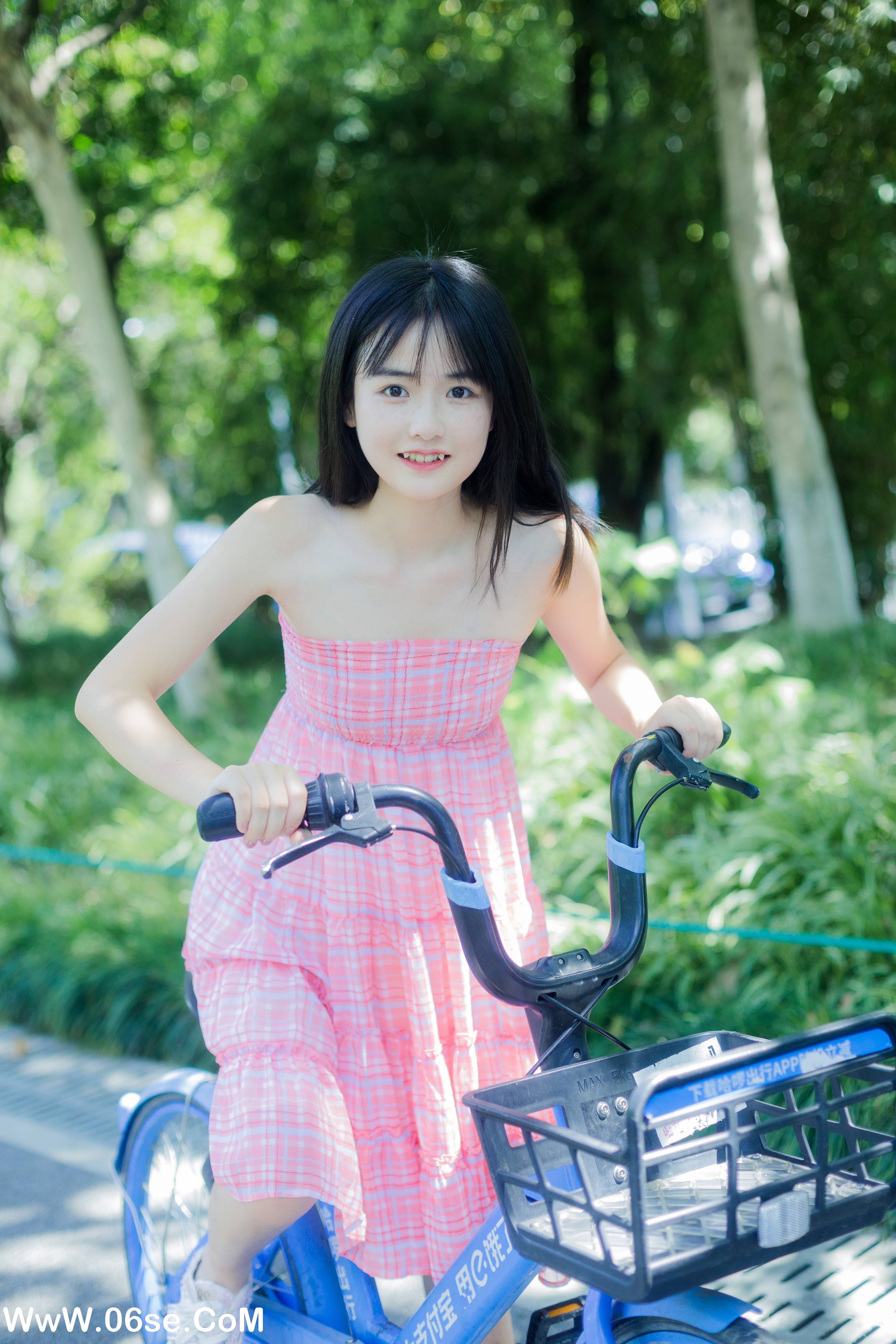图片[25]-[YITUYU艺图语]2022.10.02 回不去的夏天 小怡妹妹cute[33+1P／378MB]-六色网