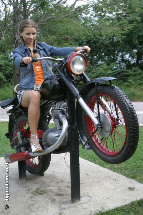 [Image: ffdd2006144765de9f6f8.jpg]