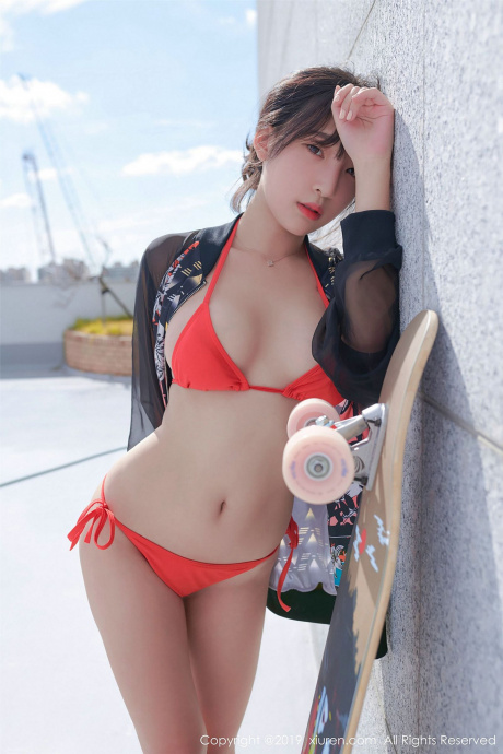 [Image: ffe8d73a6db3f86d53e9d.jpg]